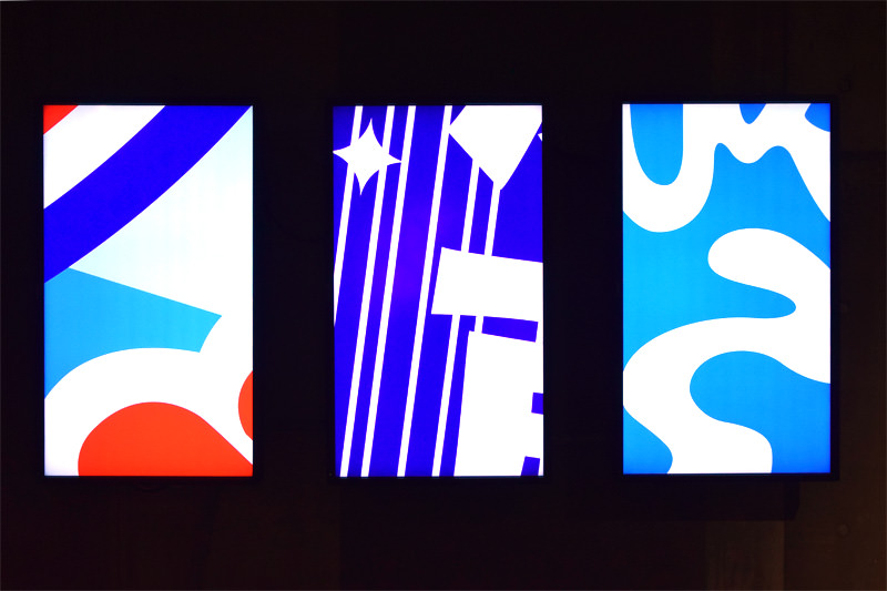 Flag～３台の縦型モニターのための～