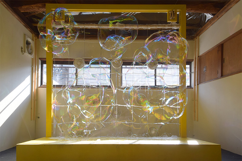 プロジェクション・ウォール