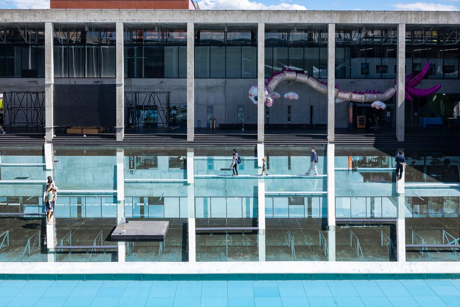 原倫太郎と原游による体験型アート《阿弥陀渡り》

