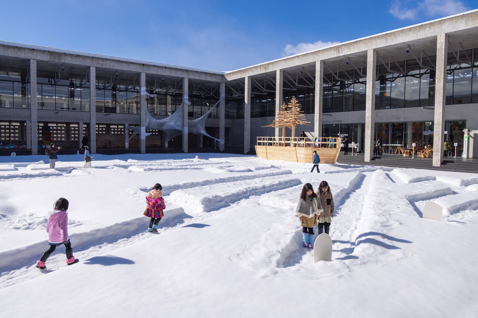 雪の阿弥陀渡り
