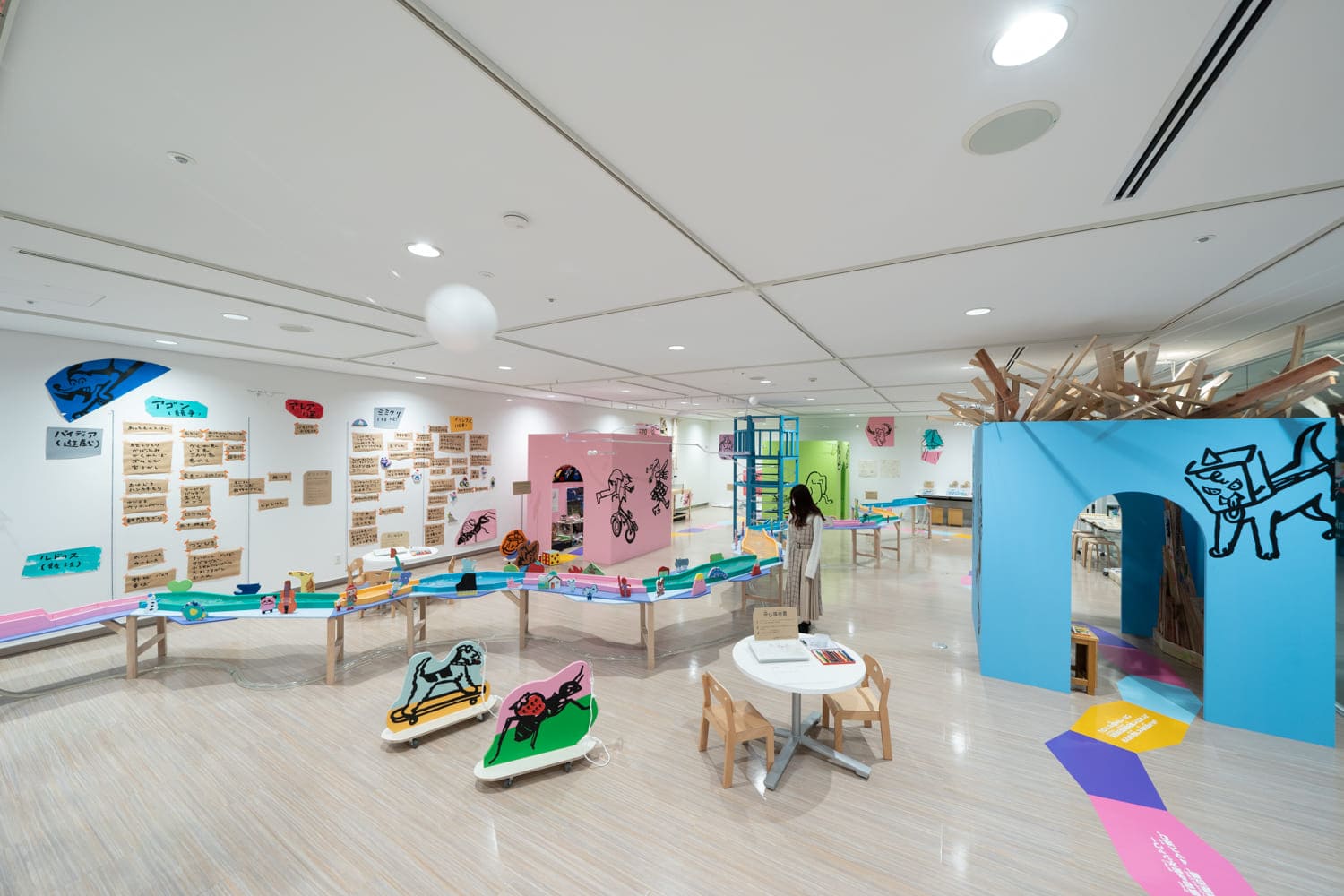 原倫太郎と原游による体験型アート《RE 幼年期ディスカバリー》