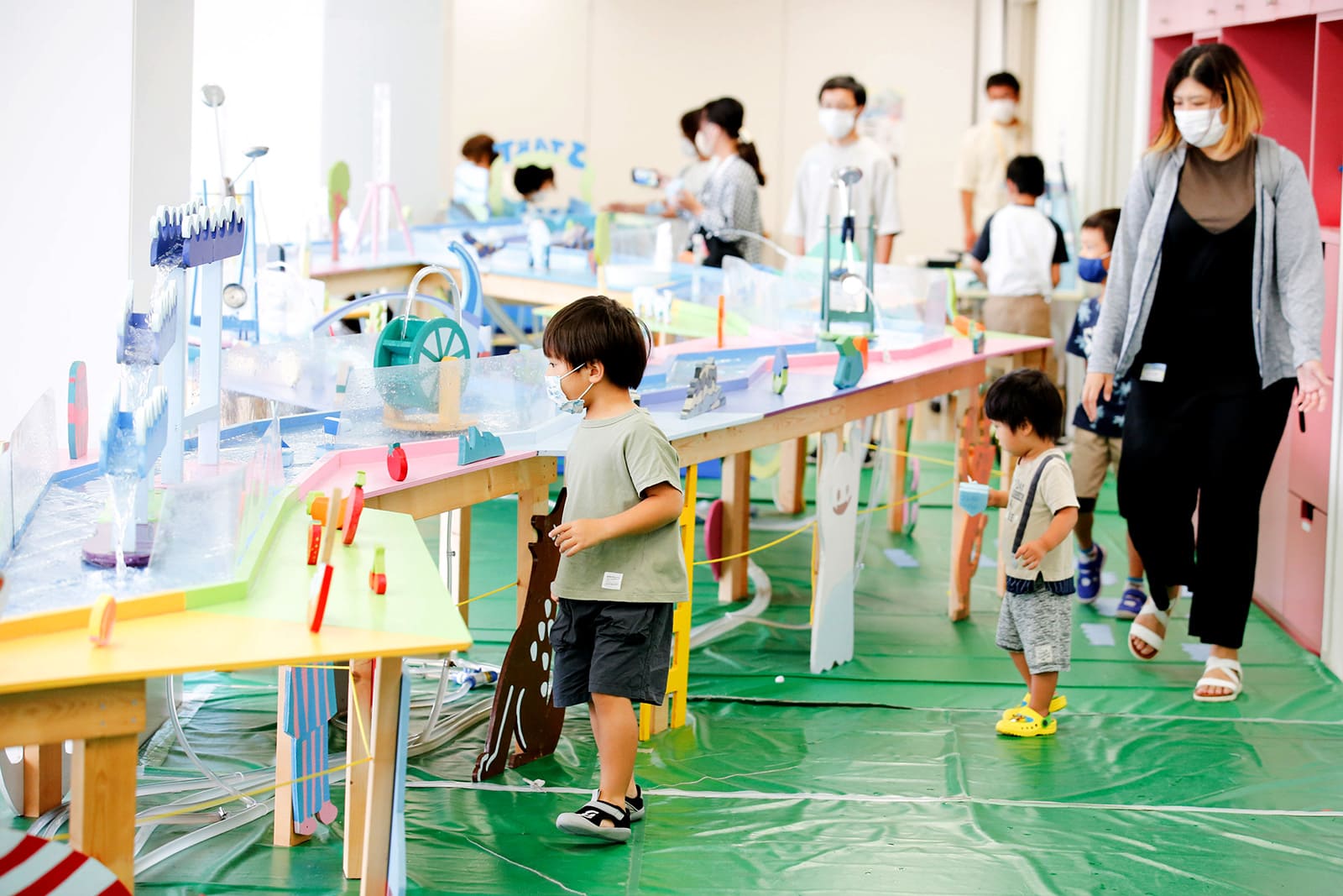 原倫太郎と原游による体験型アート《浜田川ビレッジ》
